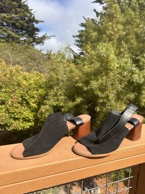 Farylrobin Black Suede Open-Toe Slingback Block Heel Mules